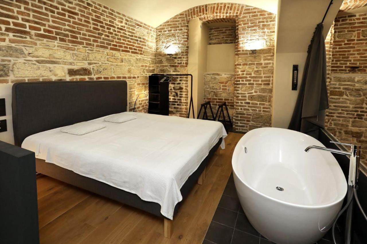 American Loft In The Heart Of Praga Zewnętrze zdjęcie