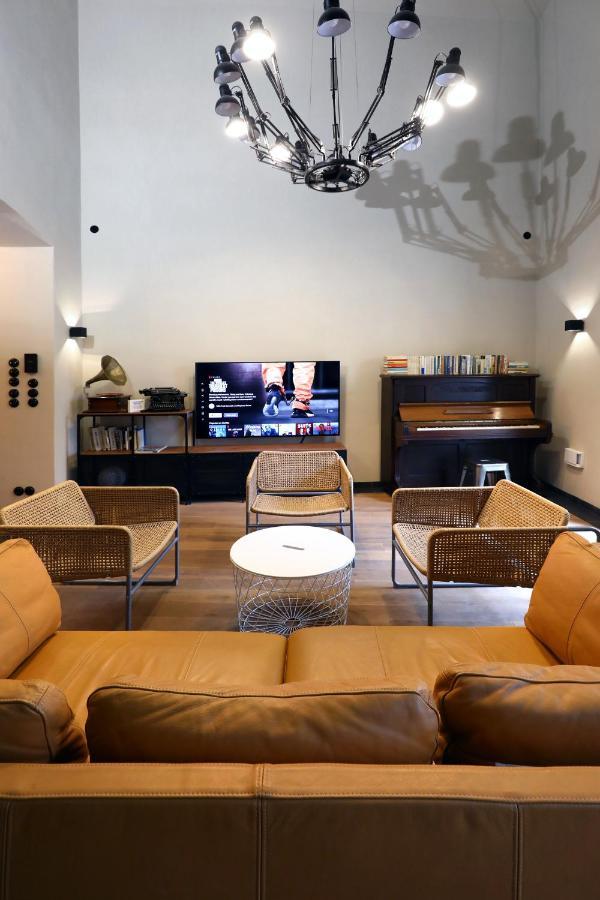 American Loft In The Heart Of Praga Zewnętrze zdjęcie