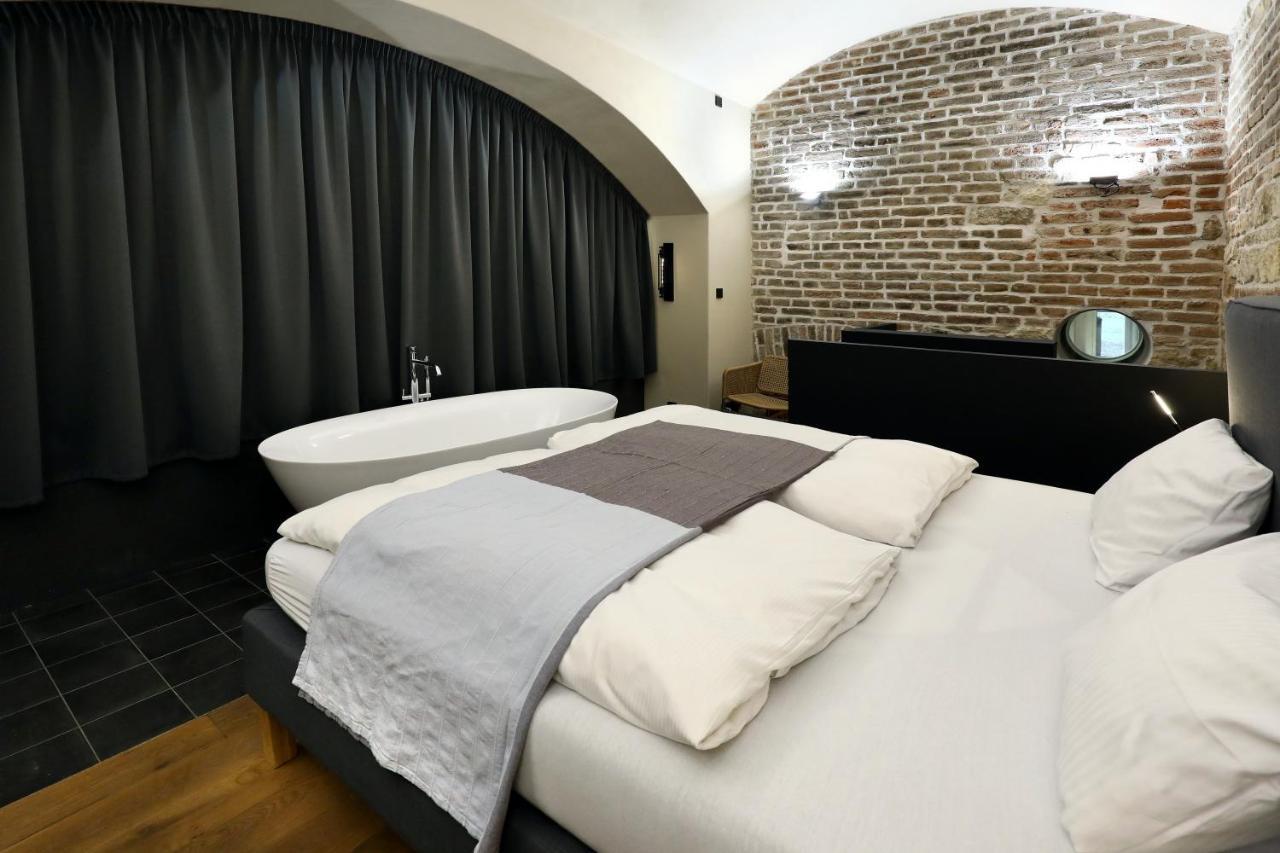 American Loft In The Heart Of Praga Zewnętrze zdjęcie